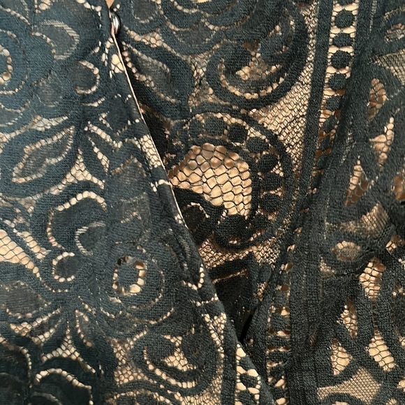 Xhilaration Forest Green Lace Dress Size Medium NWT - Picture 3 of 8